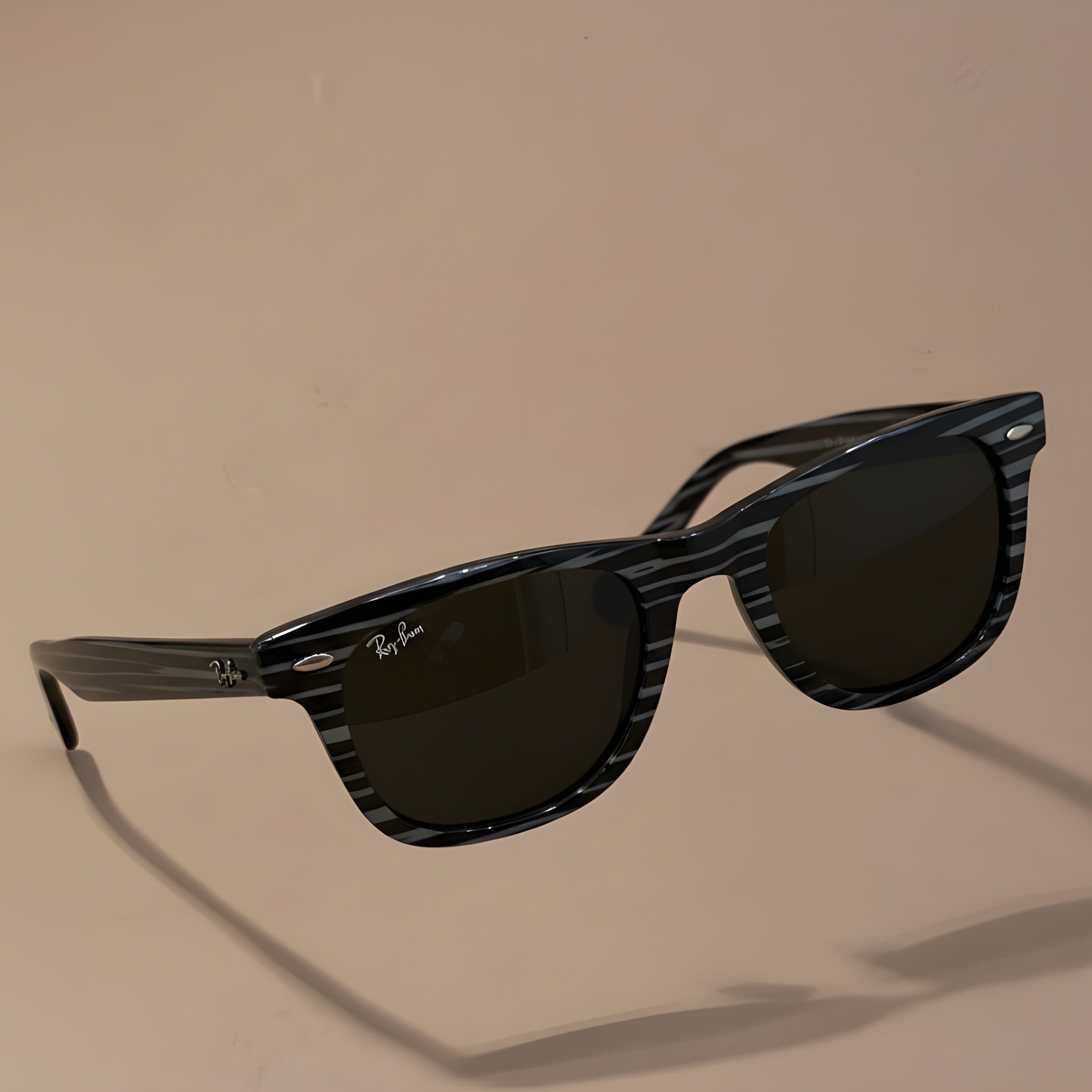 Unisex მზის სათვალე - Ray-Ban