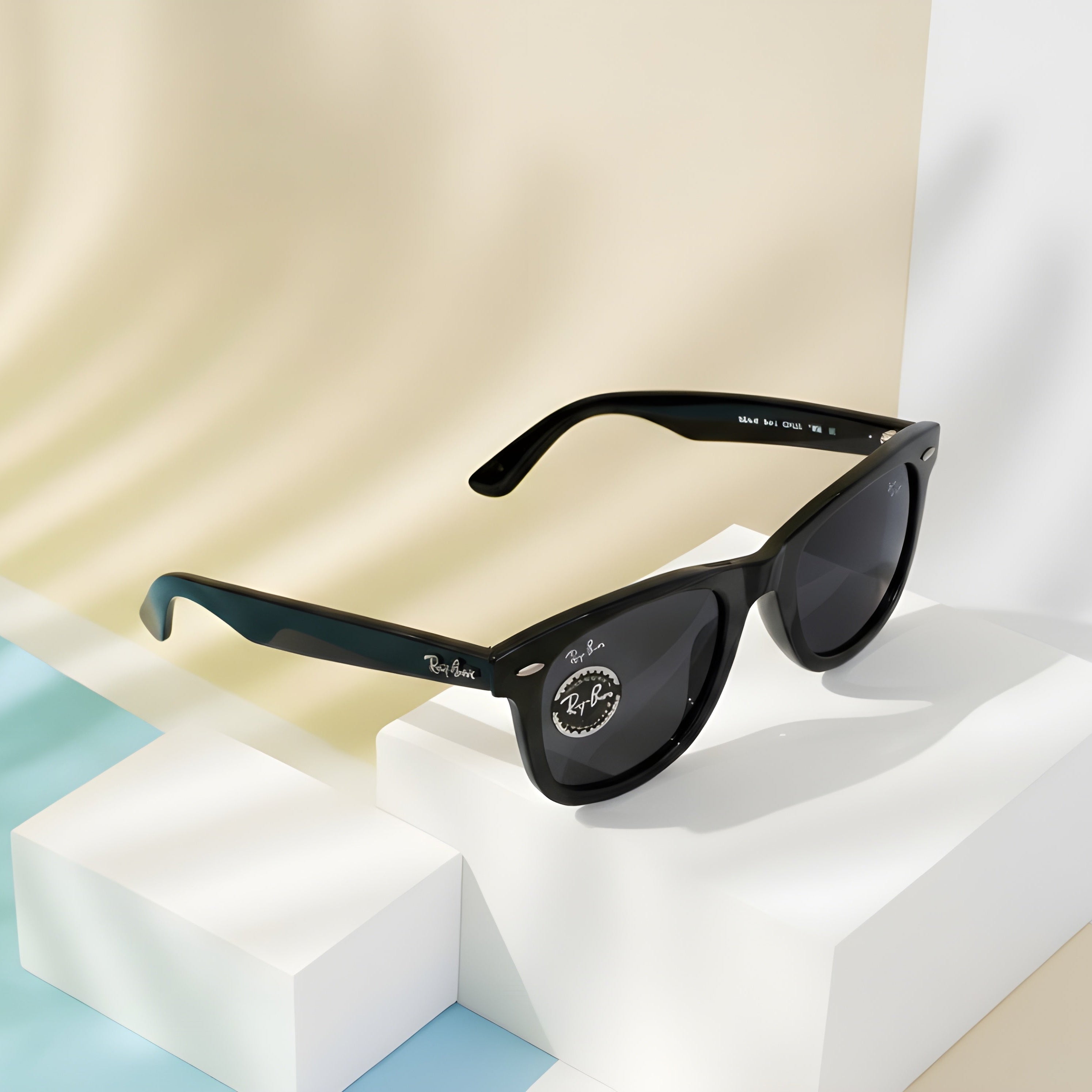 Unisex მზის სათვალე დახრილი - Ray-Ban
